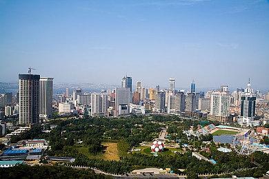 《黎明杀机》与《进击的巨人》联动上线 新预告公布